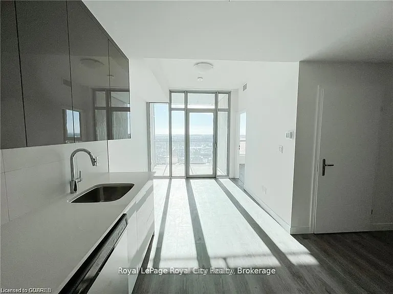60 Frederick St #3612 — Photo 3