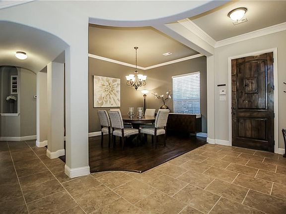 4th image of 9925 Broiles Ln