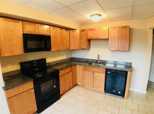 1213 Main St APT 2R, Worcester, MA 01603