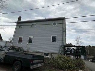 8 Smith St, Pittsfield, NH 03263