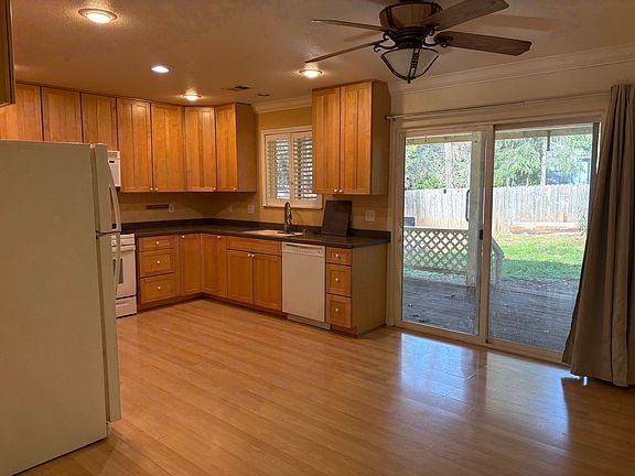 4th image of 14366 Bethany Cir