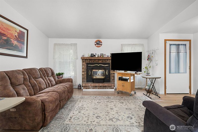 5th image of 20608 116th Street Ct. E