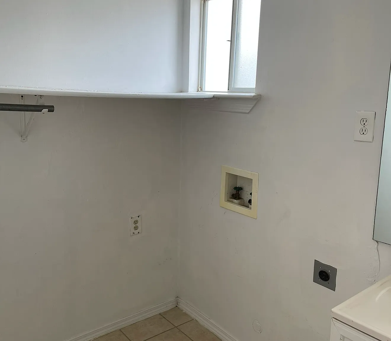 3 bed, $1,450 — Photo 3