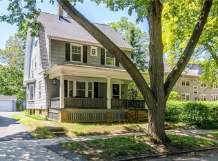 21 Girard St, Rochester, NY 14610