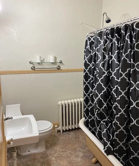 530 E King St #1 — Photo 4