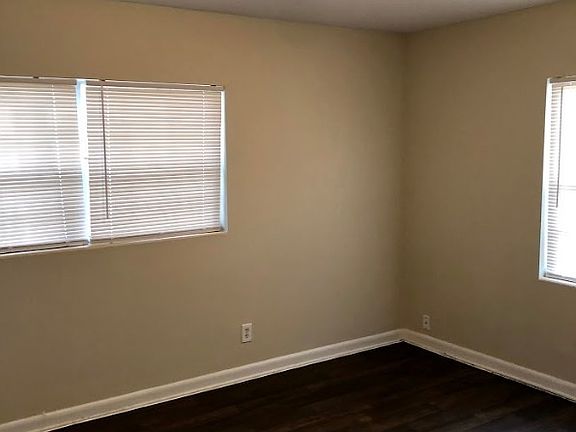 4th image of 3203 Lansdell Dr