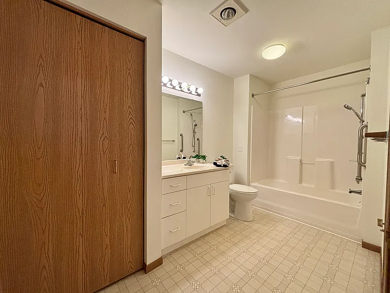 6162 Dell Dr #317 — Photo 10