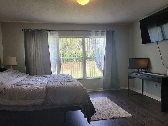 Master Bedroom Suite 