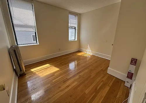 11 Barrows St Photo 1