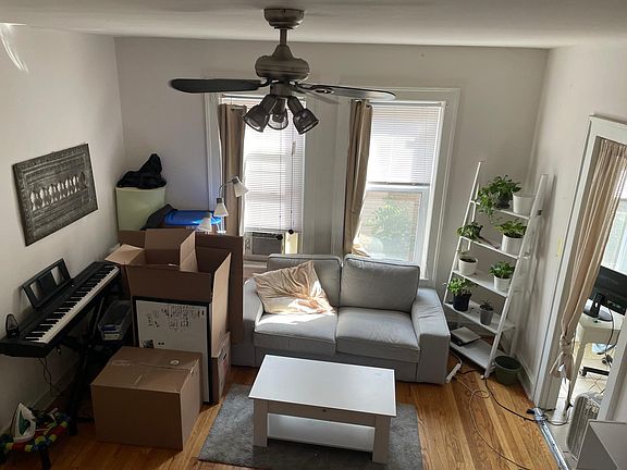 2nd image of 5021 N Damen Ave APT 5