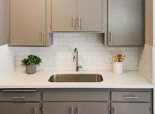 1626 Armacost Ave #5, Los Angeles, CA 90025