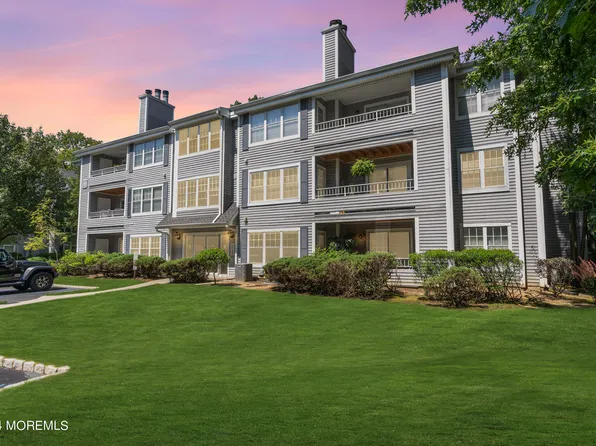 911 Meadow Court #911, Helmetta, NJ 08828