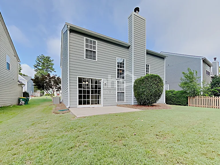 122 Wallnut Hall Cir — Photo 22