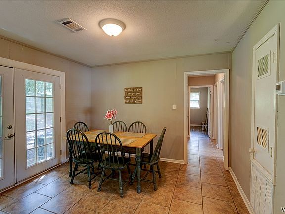5th image of 3707 38th Avenue Way