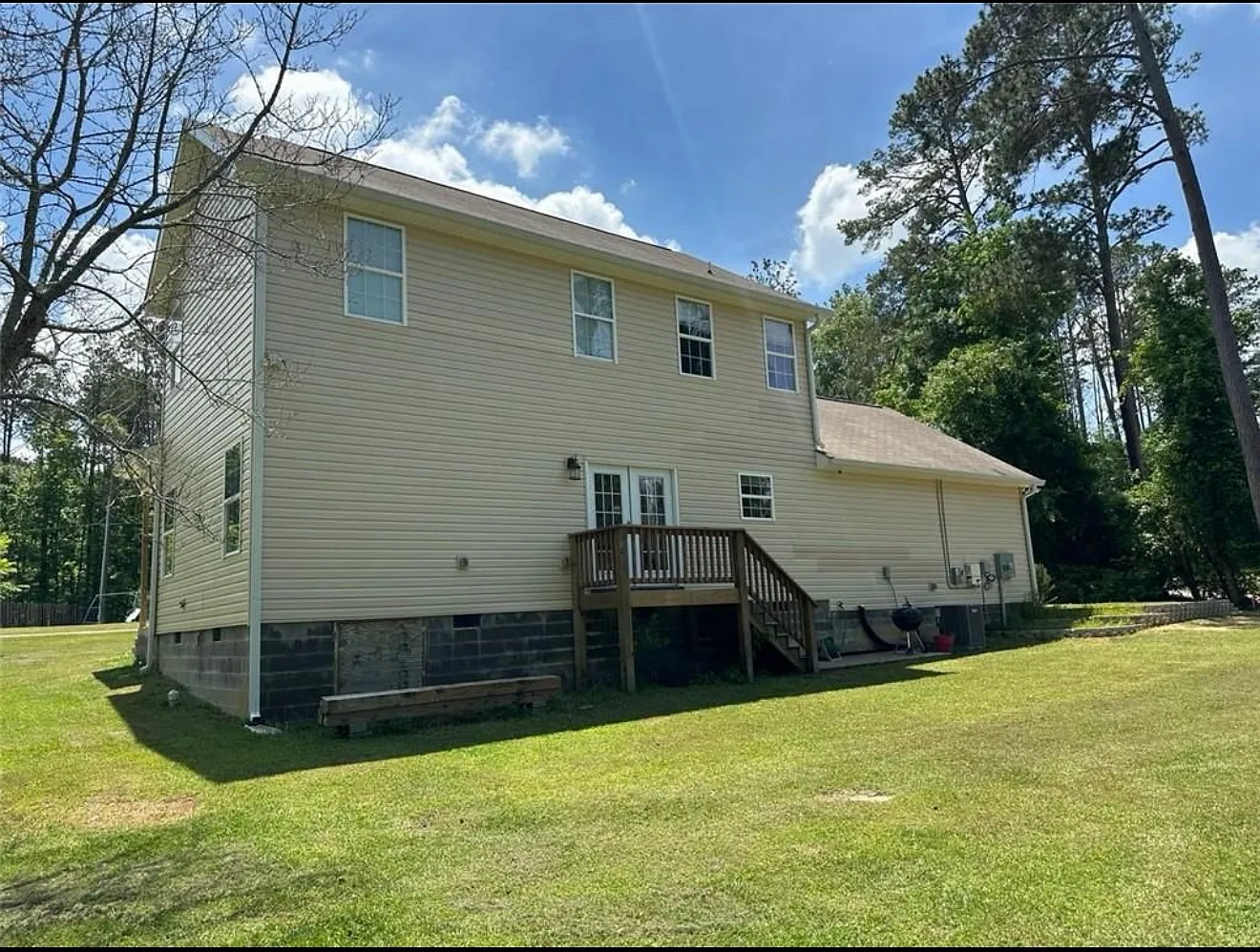105 Wright Ln — Photo 4