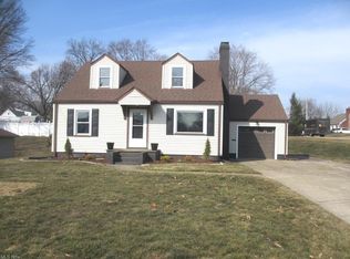 5053 Aurora St NW, Canton, OH 44708