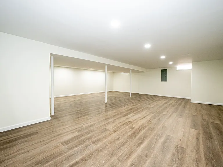 400 Tiburon Ln — Photo 20