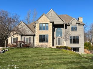 13350 W Paddock Pkwy, New Berlin, WI 53151
