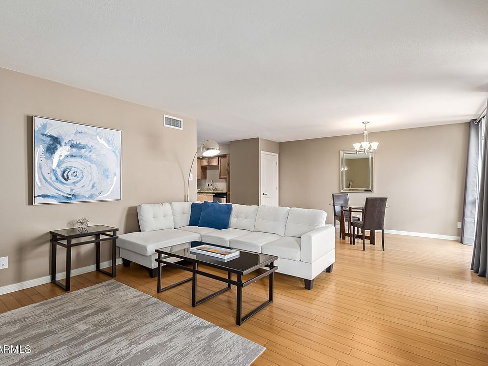 1st image of 1225 E MEDLOCK Drive #207