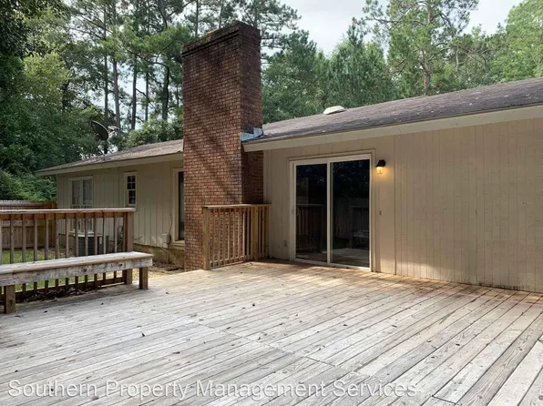 817 Robin Hood Trl, Statesboro, GA 30458