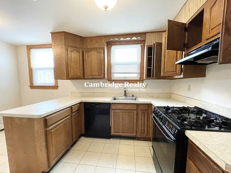 1st image of 5 Oswald St #2T