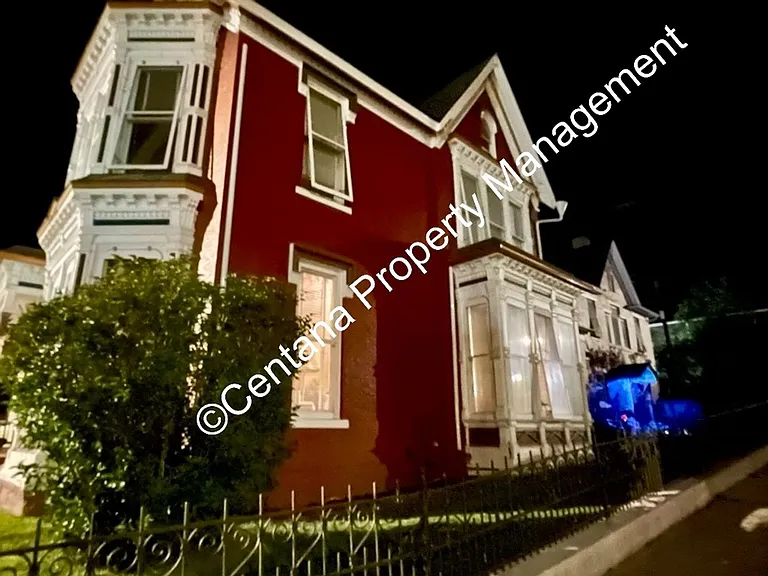 301 W Park — Photo 3