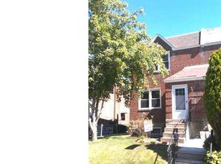 913 Gilham St, Philadelphia, PA 19111