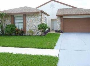 20991 Woodspring Ave, Boca Raton, FL 33428