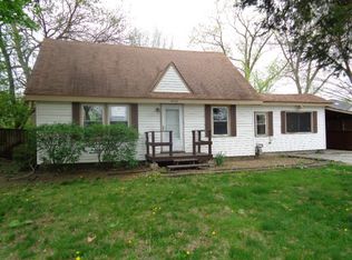 8542 McVicker Ave, Burbank, IL