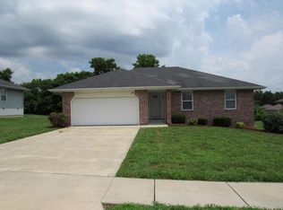 3197 E Colonial St, Republic, MO 65738