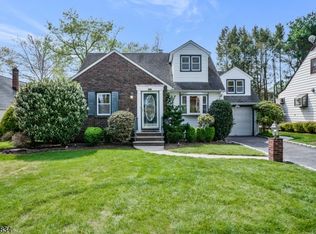 3 Shawnee Rd, Cranford Twp., NJ 07016