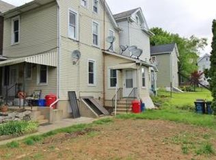 2031 Washington Ave, Northampton, PA 18067