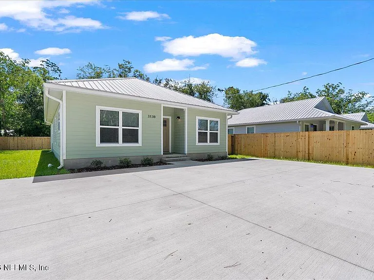 3540 Datura St #C — Photo 3