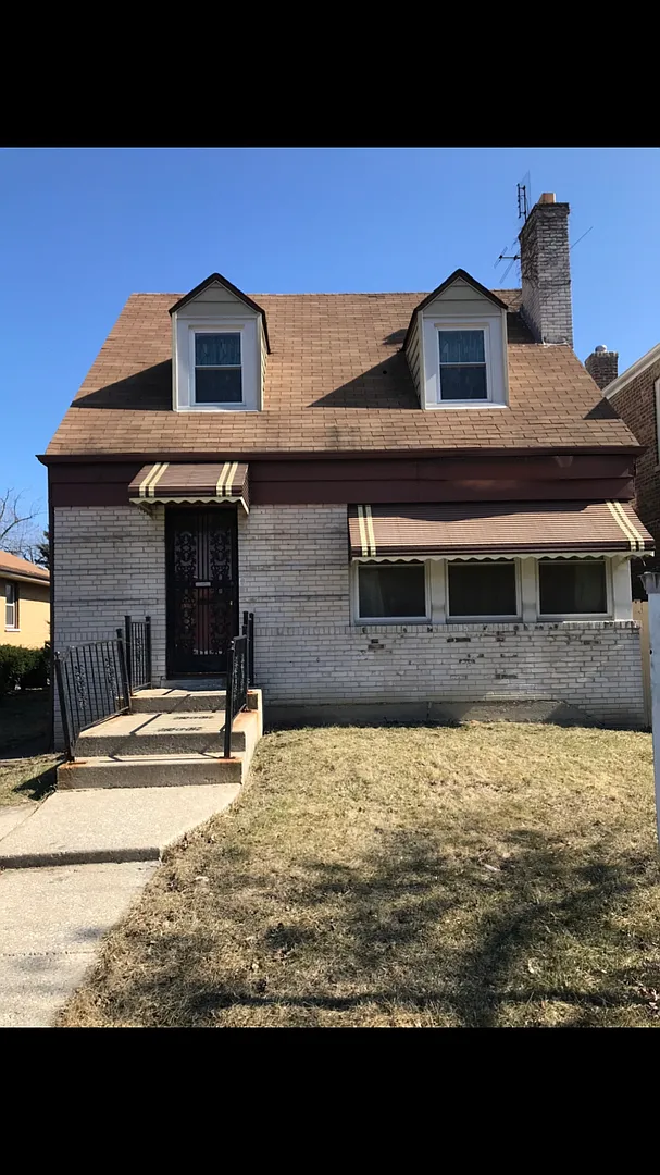 10407 S Eberhart Ave photo 1