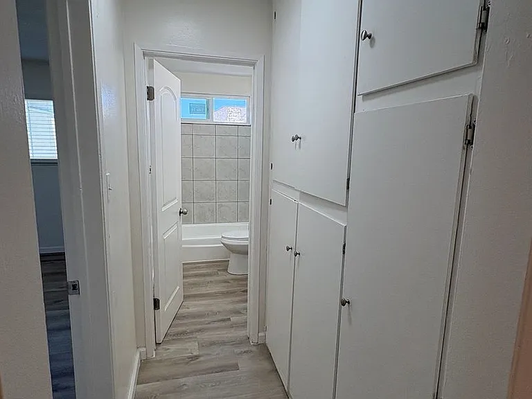 650 Linden Ave — Photo 8