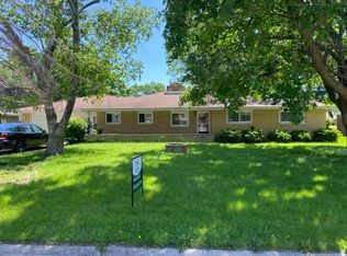 124 S Indiana Ave, Morton, IL 61550