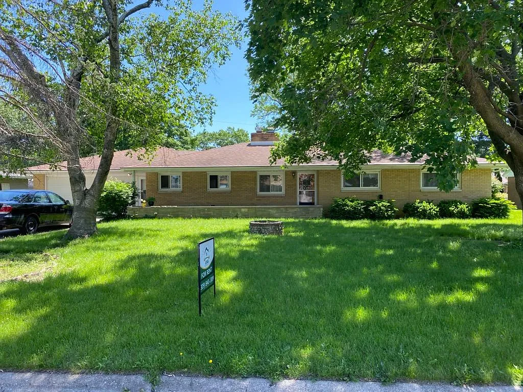 124 S Indiana Ave photo 1