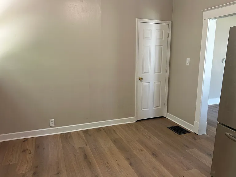 8614 Blue Ash Rd — Photo 28