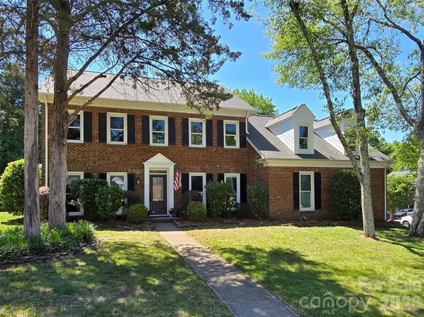 2900 Polo Ridge Ct, Charlotte, NC 28210
