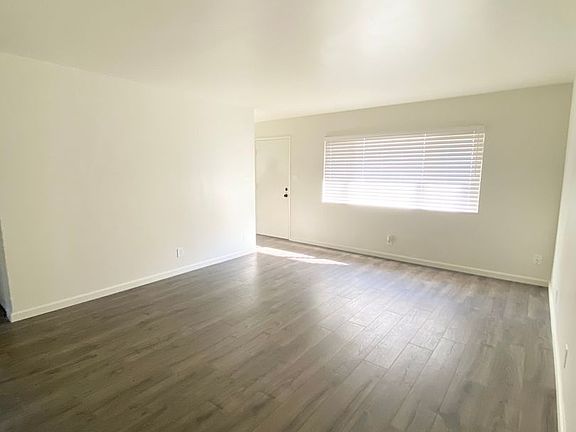 4th image of 232 1/2 S G St