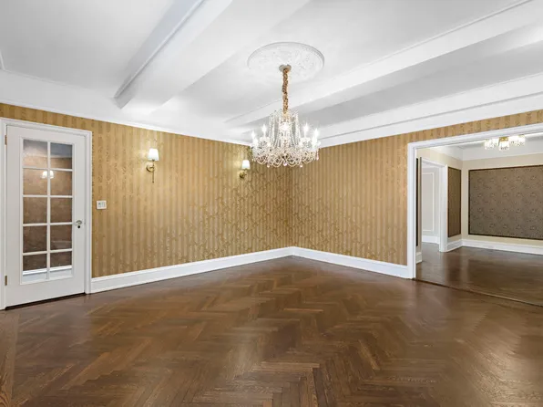 115 East 86th Street image 2 of 15