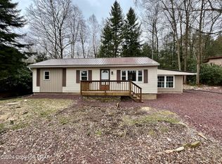 3876 State Route 903, Lake Harmony, PA 18624