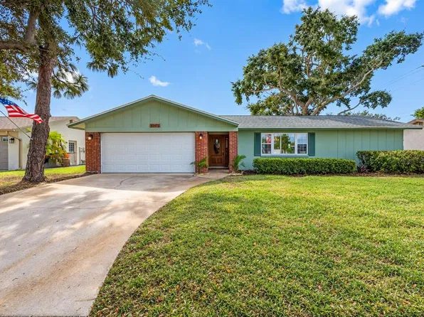 12472 88TH AVENUE, SEMINOLE, FL 33772