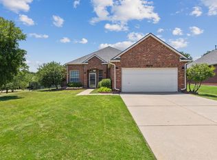 1752 Mystic Hollow Dr, Lewisville, TX 75067