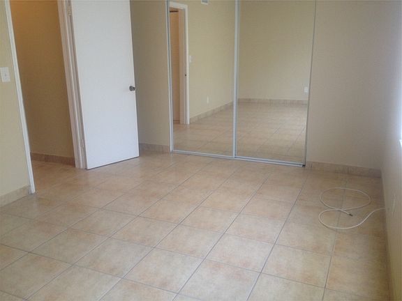 2nd image of 325 SE 10th Ave APT 1