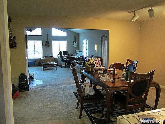 4th image of 11243 Welty Ln