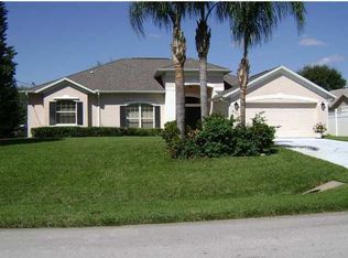 201 Joy Haven Dr, Sebastian, FL 32958