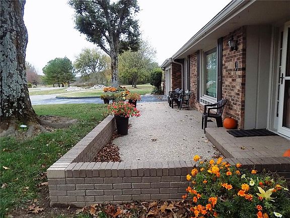3rd image of 13745 Saint Andrews Dr