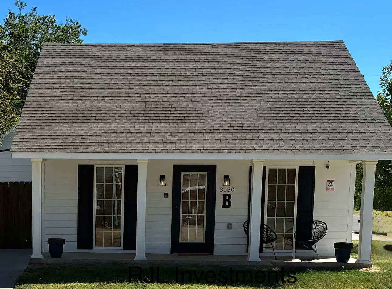 3130 N Barnes Ave — Photo 1
