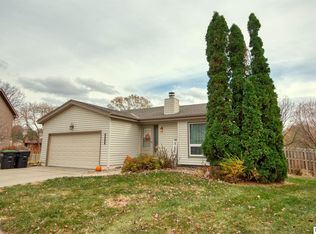 6209 N 111th Cir, Omaha, NE 68164